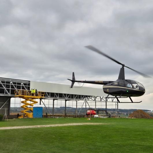 Stavíme hangár na letišti v Říčanech